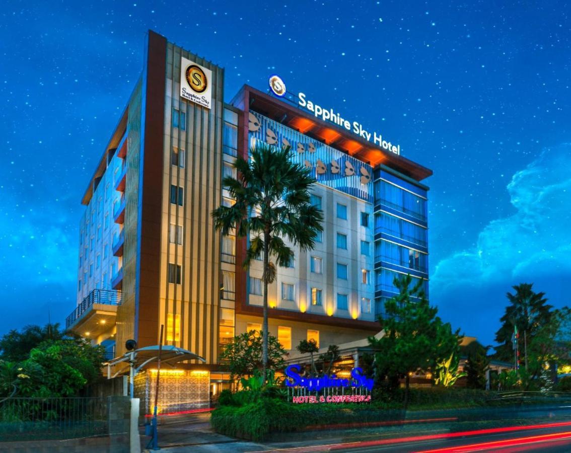 Sapphire Sky Hotel & Conference Serpong Extérieur photo