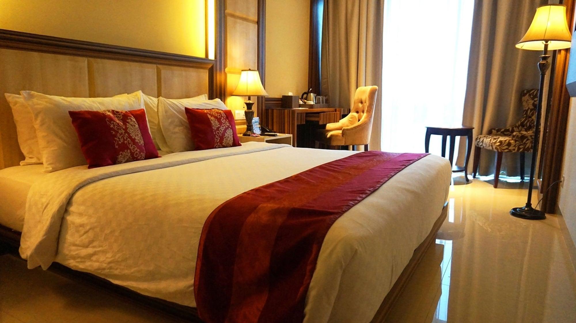 Sapphire Sky Hotel & Conference Serpong Extérieur photo
