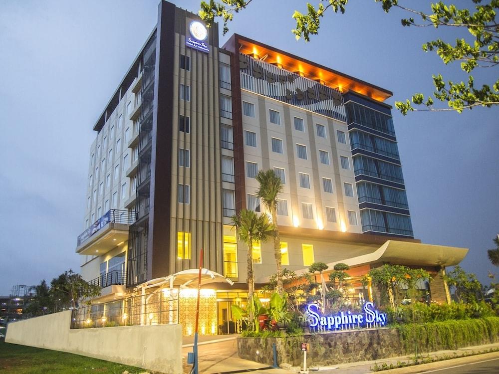 Sapphire Sky Hotel & Conference Serpong Extérieur photo